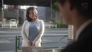 Chồng yếu không làm lên đỉnh, vợ lên mạng tìm trai trẻ chịch khỏe